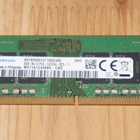 삼성 DDR4 PC4-3200 램 8G를 샀습니다.